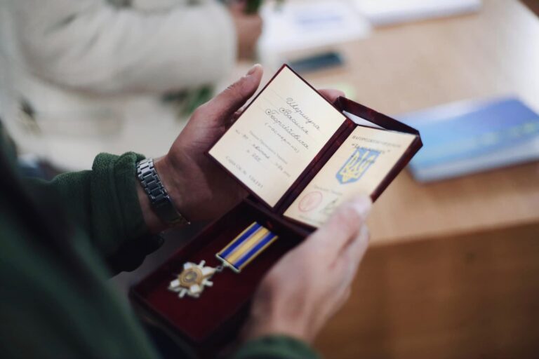 Полеглих воїнів з Рівненщини вшанували державними нагородами