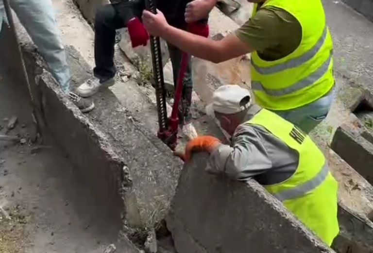 У парку на Грабнику розпочали демонтаж аварійних споруд